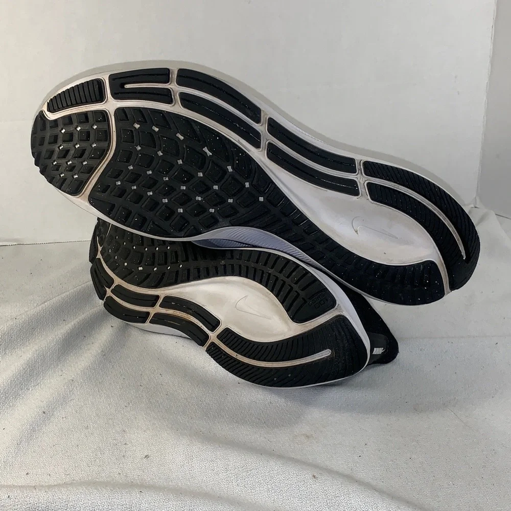Nike Men’s Air Zoom Pegasus 37 Black/White Trainers